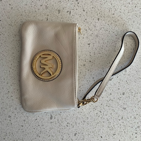 Michael Kors Wristlet
